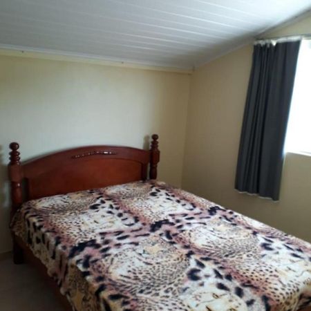 Residencial Caxias Apartment บอมบินญัส ภายนอก รูปภาพ